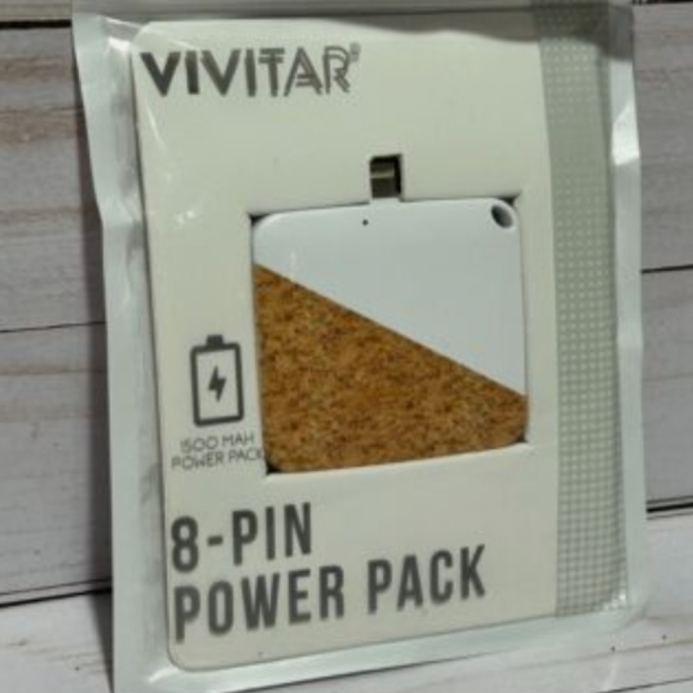 New!!! "Vivitar" 1500 mAh 8- Pin Power Pak-iphone